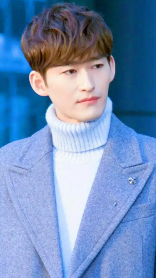 张翰的赤橙黄绿青蓝紫