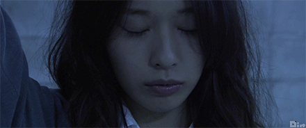 电影gif美女gif眨眼睛gif可爱gif