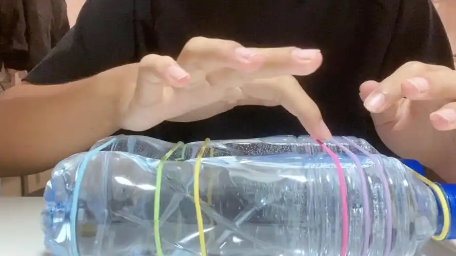 【自制乐器】水瓶弹弦乐器演奏-天外来物