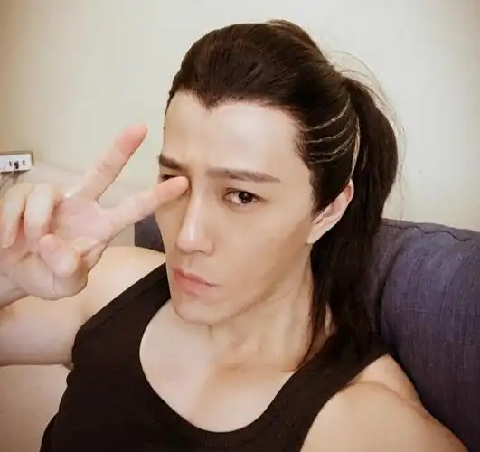 当年不输流星花园神剧,今女主怀孕,男主爱作死,打架整容三角恋|许绍洋