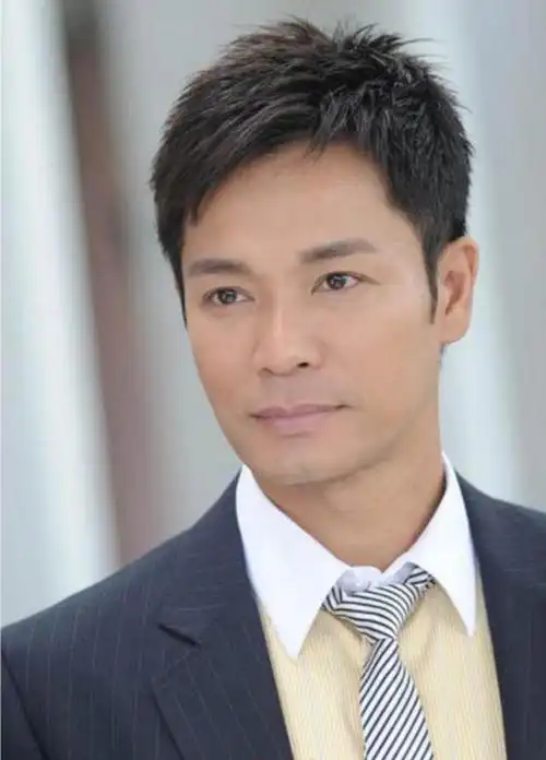 tvb演技男神郭晋安,演智障走红,被人称为最傻影帝_凤凰网娱乐_凤凰网