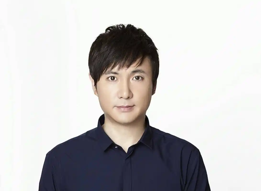 沈腾牵手王琦,从落魄潦倒中走出的患难夫妻_齐齐哈尔_自贡市_四川省