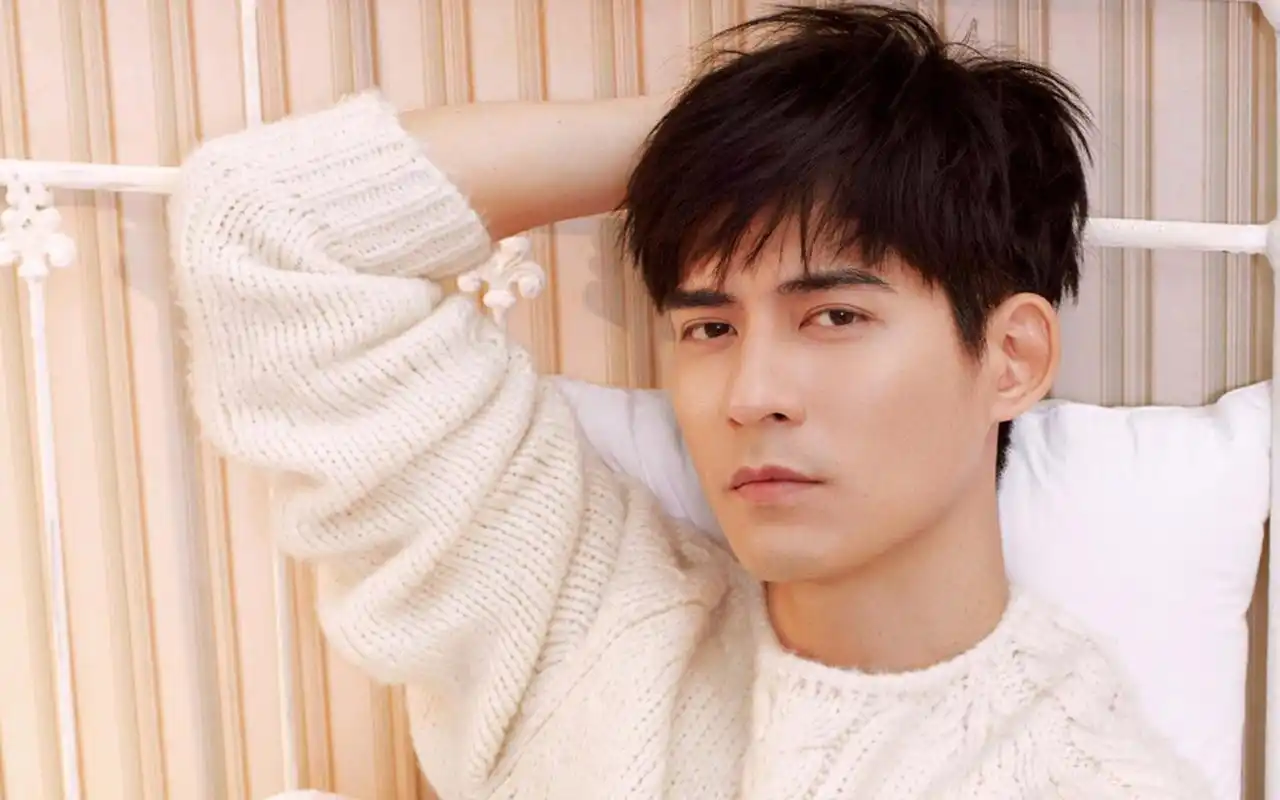 周渝民帅气文艺范写真图片桌面壁纸