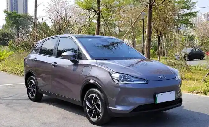 哪吒汽车 哪吒v 2021款 长续航娱乐版升级型