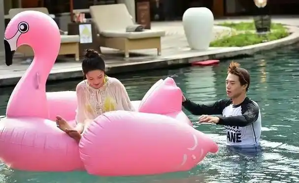 在这个以快节奏和现实主义为主导的时代,李沁和魏大勋给我们带来了一