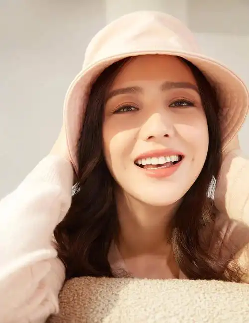 影视女星佟丽娅时尚写真丫丫女神魅力迷人