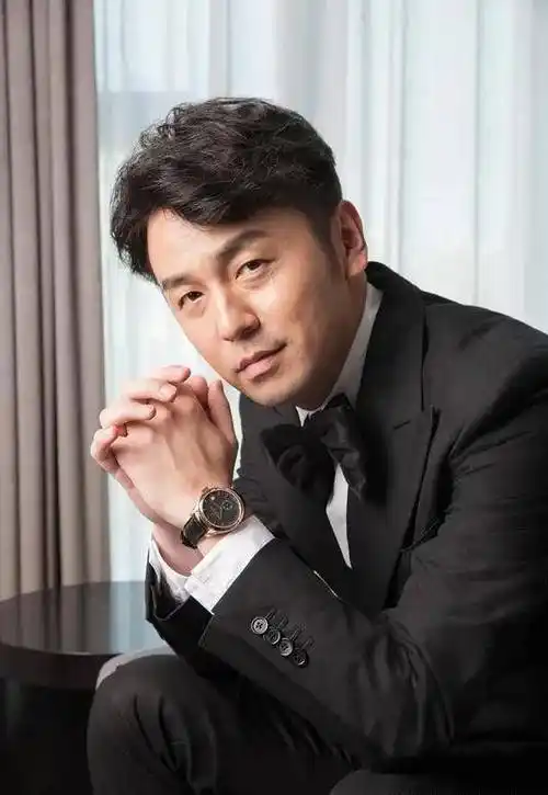 33位80后男演员现状:6人自毁星途,谢霆锋胡歌赵又廷领跑_转型_杨烁挺