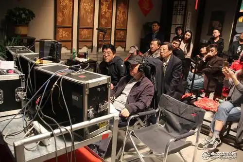 正阳门下2》(播出时剧名为《正阳门下小女人》)剧组拍摄现场观摩实践