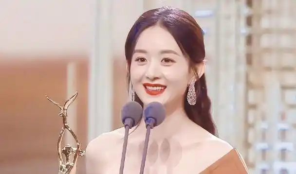 刘亦菲的溜肩,赵丽颖的小脚,治好了我的容貌焦虑