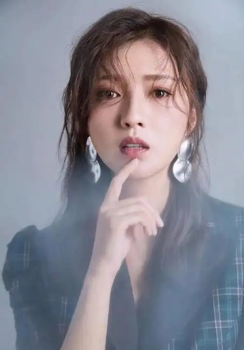 傅晶为什么不结婚?傅晶唐曾早就结婚了