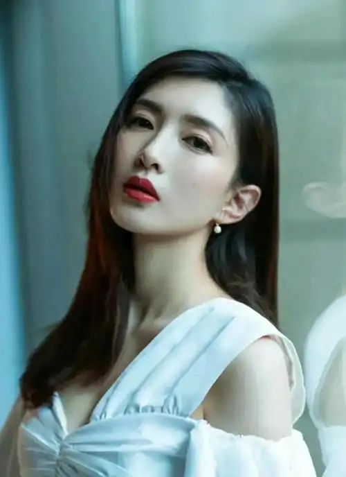 江疏影明星壁纸(28)