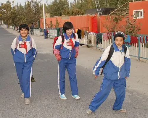 村里有所民族团结学校——新疆叶城县巴什托格拉勒村掠影