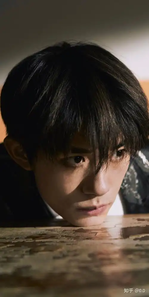 有哪些让你惊艳的易烊千玺的图片?