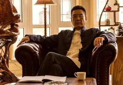 李强卧虎挑战冷血毒枭上演戏中戏