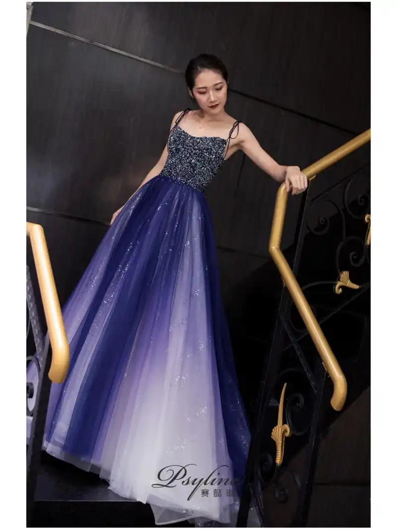 紫色 蓝色=蓝紫色 蓝紫色在色相环中位于蓝色和紫色之间,所以它也蕴含