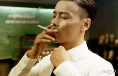 明星抽烟的4个名场面:周星驰心酸,张晋有魅力,唯独他的学不来