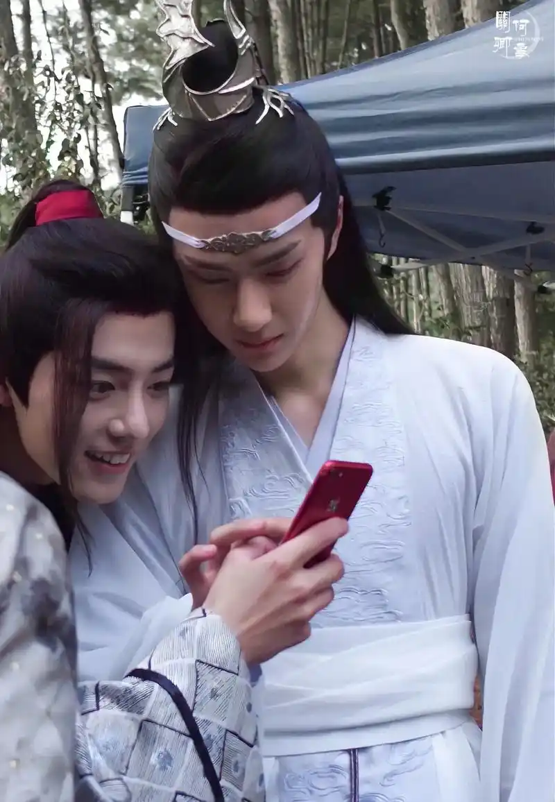 我的思念满溢#王一博 #肖战 #同台 - 抖音