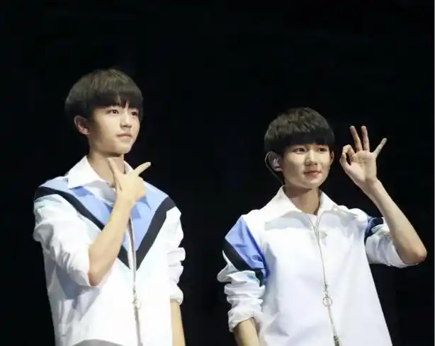 希望tfboys公司——时代峰峻给他们凯源肖像的授权,以便为王俊凯,王源