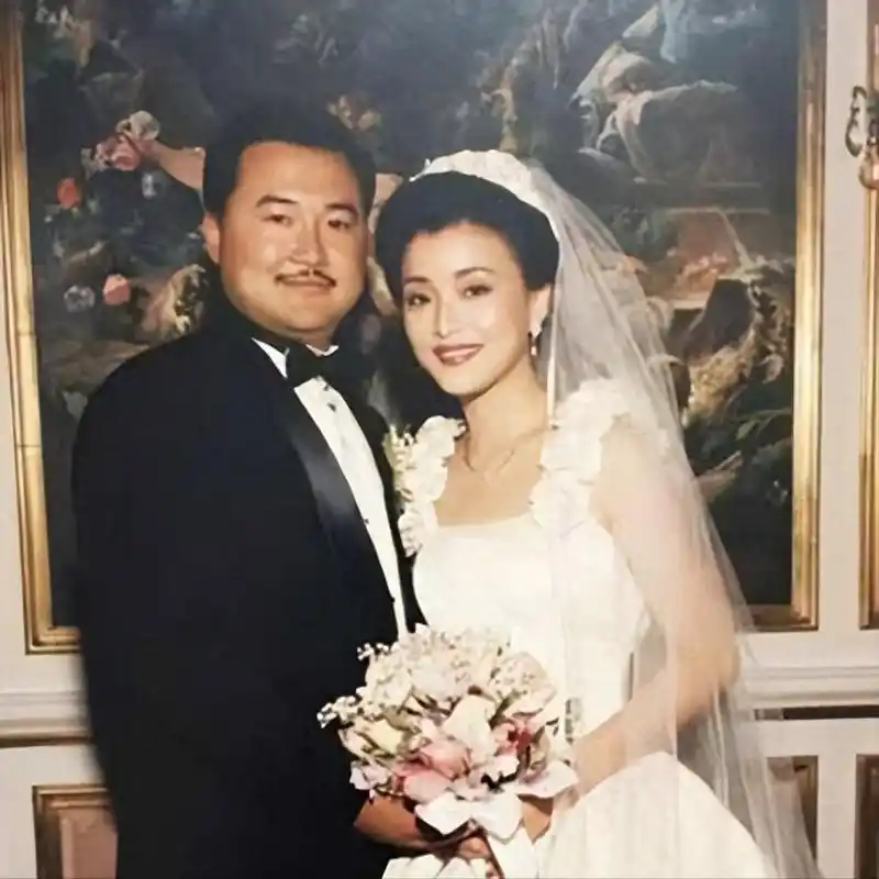 回顾杨澜:我与老公早已无爱,若再在一块,对彼此都是很不公正的