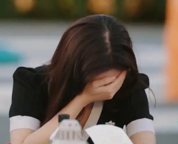 喜欢翰哥吗?孟子义捂脸害羞笑,给出的5个字答案态度真微妙!