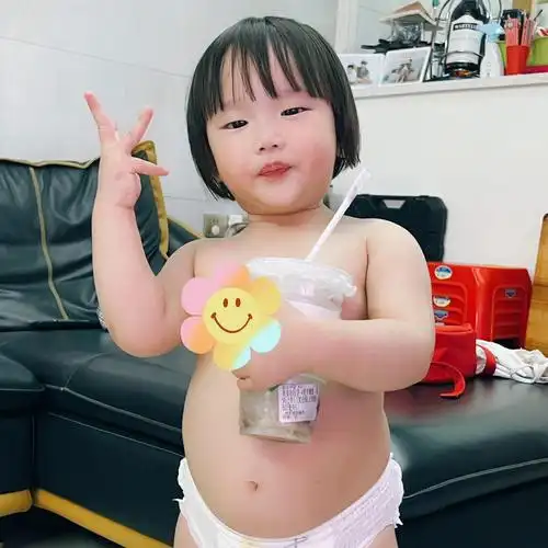 家有喜欢光膀子的尿不湿大佬04