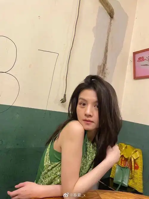 求演员春夏同款连衣裙