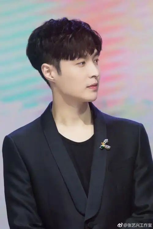 exo 小绵羊 张艺兴 lay 长沙小骄傲 #壁纸 #头像