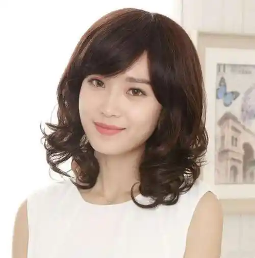 原创中年女性烫发显老避开这3个雷区时髦气质又显年轻