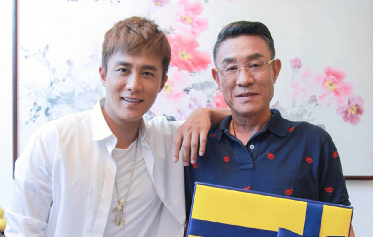 媒体爆料杜淳父亲遭"诱奸",女方怀孕后敲诈千万,目前以报警!