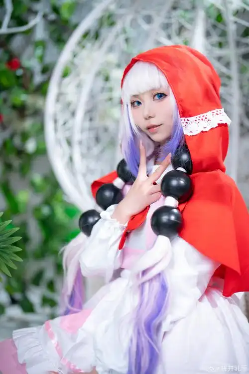 cos 正片出境:@桃井乳平妆娘:@咲梓摄后:@l同学不好好努力场地:@futa