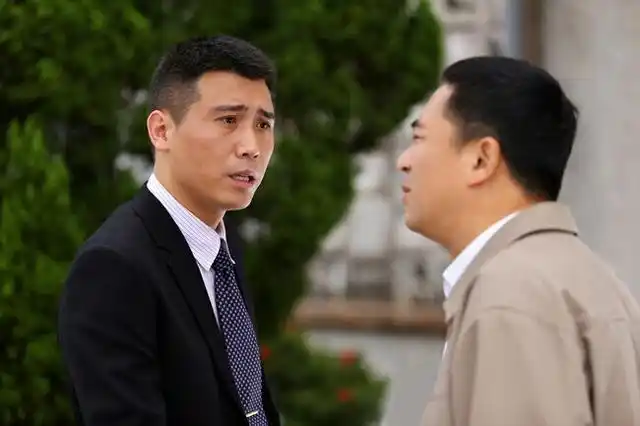 《爷们儿》历史生活无缝对接 作为一部时代鲜明的电视剧,《爷们儿》