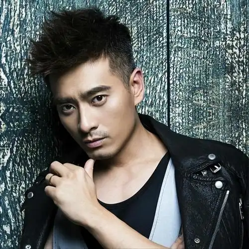 回顾陈龙和好兄弟胡歌六搭出演繁花娶章龄之今家庭圆满