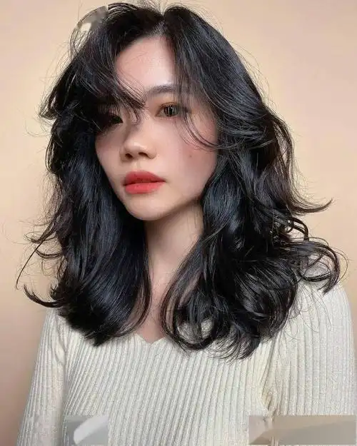 夏季流行top卷发之松软大卷发优雅又大气