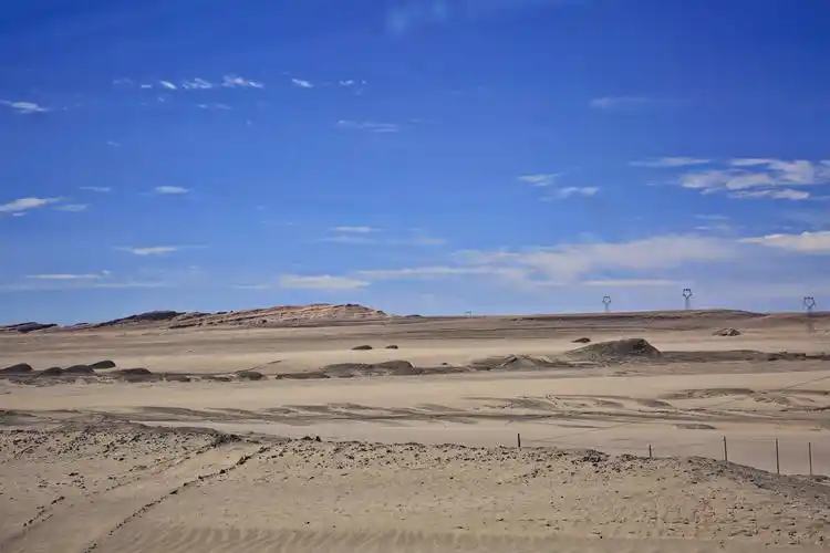 青海俄博梁戈壁无人区雅丹地貌荒凉的寸草不生