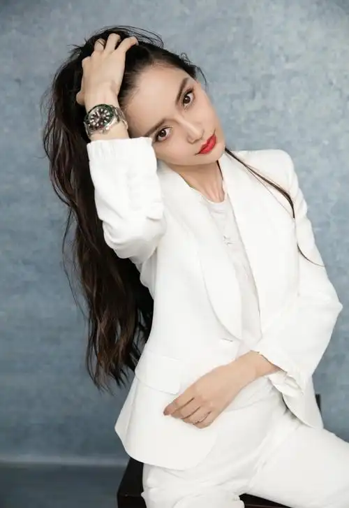 气场|孟美岐|周雨彤_新浪新闻