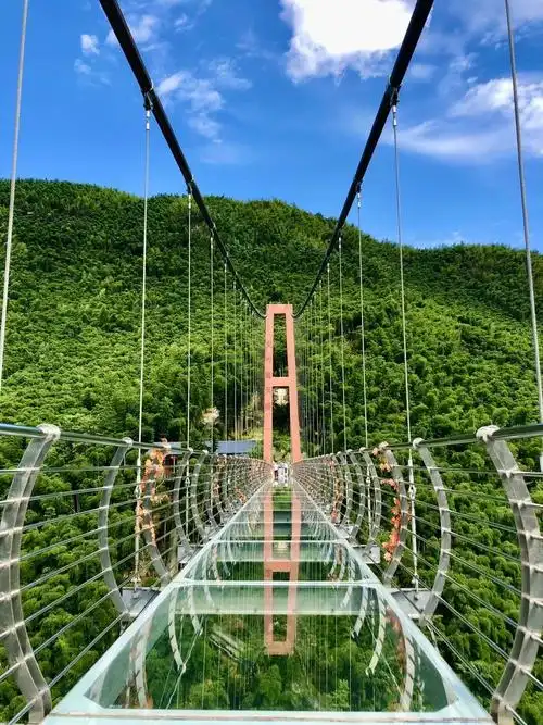 大竹海玻璃栈道