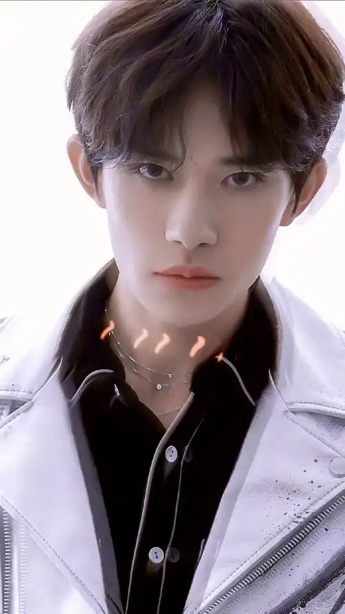 易烊千玺壁纸头像