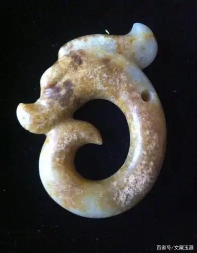 解读红山文化:红山玉器形制多,抽象变形手法有何寓意