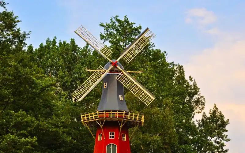 荷兰风车建筑风景图片桌面壁纸