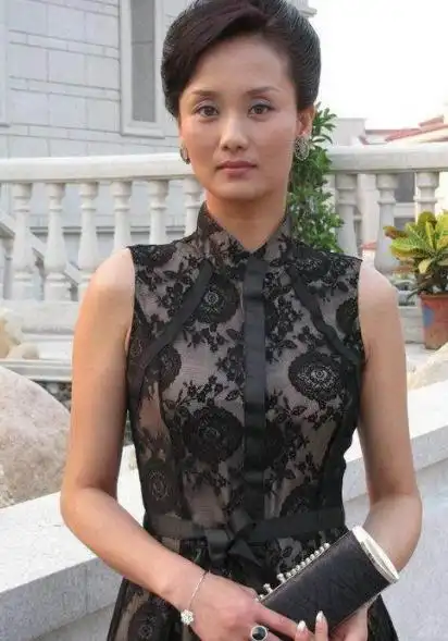 有种让人眼红叫李颖,嫁富豪老公,把女儿培养成奥运