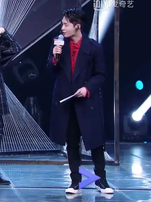 一折张艺兴同款鞋子