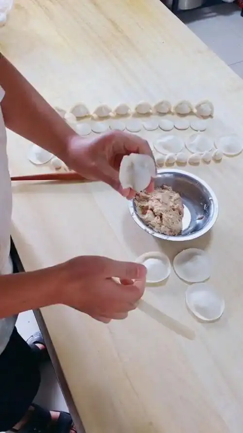 手残党也能学会的包饺子手法,超级简单又省时