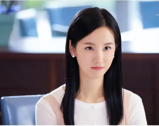 校花陈都灵,从小按艺术生培养,621分进入南航,真正的美女学霸|苏有朋