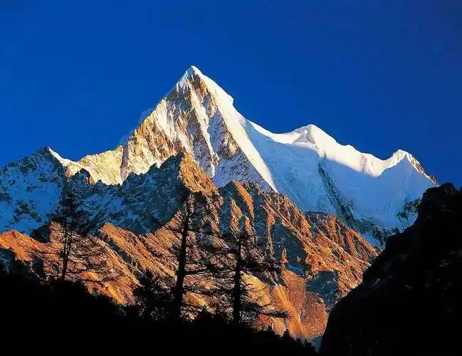 中国最美十大雪山每一座都是一个神话