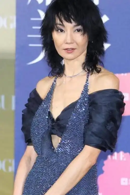 年过半百的张曼玉 面部僵硬瘦成皮包骨,网友:老得让人认不出!