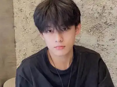 男生韩式碎盖头 气质时尚炒鸡加分