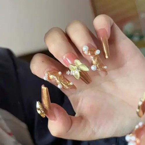 长指甲随便拍拍都好看的吧穿戴甲