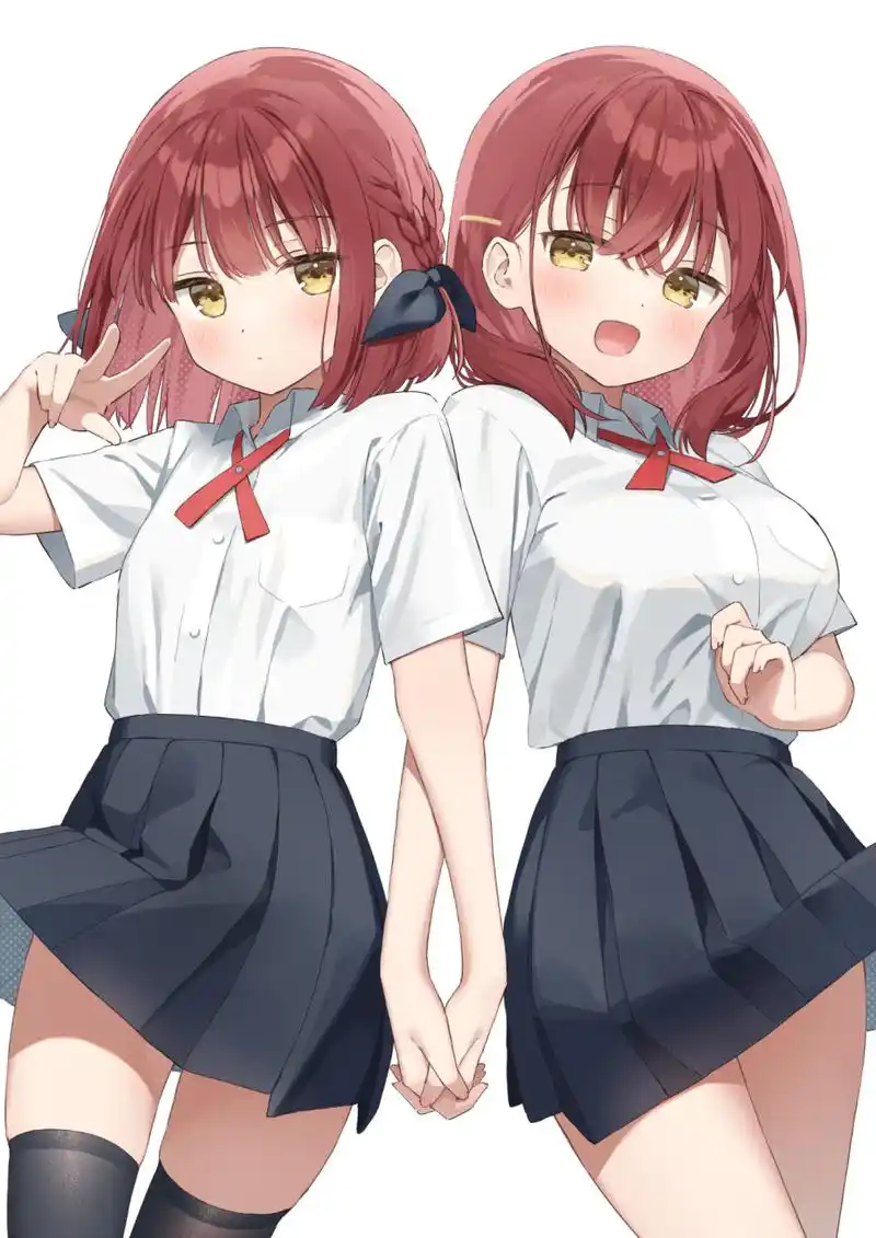 几乎长得一模一样的双胞胎姐妹,不过仔细一看,还是会发现不同点[二哈]