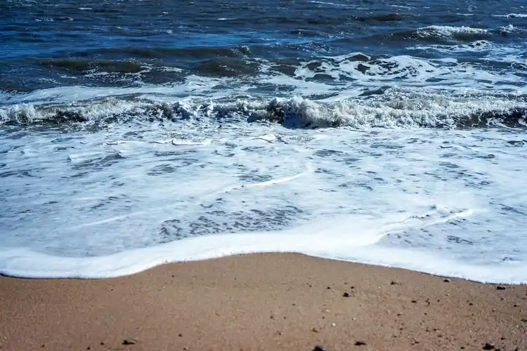 大海沙滩浪花组图分享