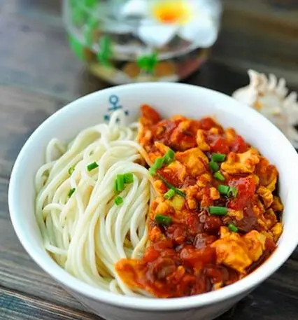 【陕西口味】西红柿鸡蛋拌面的家常做法